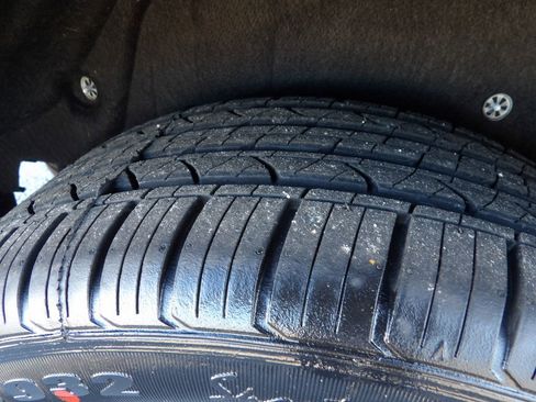 Used 2020 Ford Transit Connect XL image 51