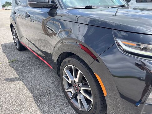Used 2021 Kia Soul Turbo FWD image 21