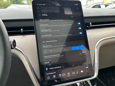 New 2025 Volvo EX90 Ultra image 32