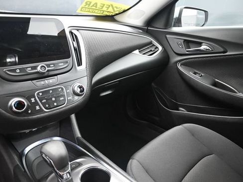 Used 2024 Chevrolet Malibu LT FWD image 31