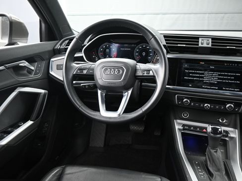 Used 2022 Audi Q3 2.0T Premium Plus image 13