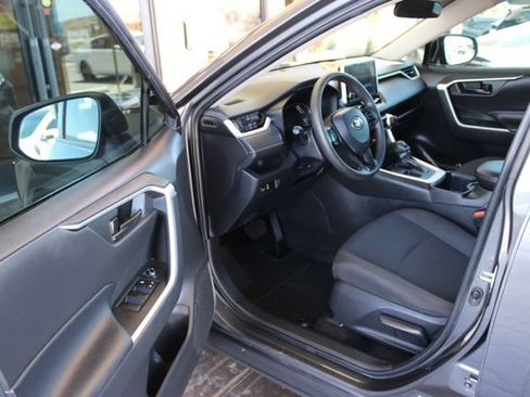 Used 2023 Toyota RAV4 LE FWD image 9