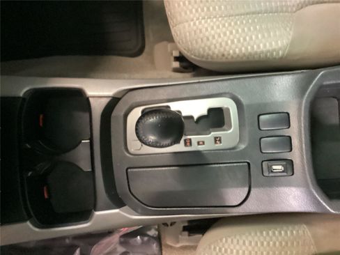 Used 2008 Toyota 4Runner SR5 RWD image 19