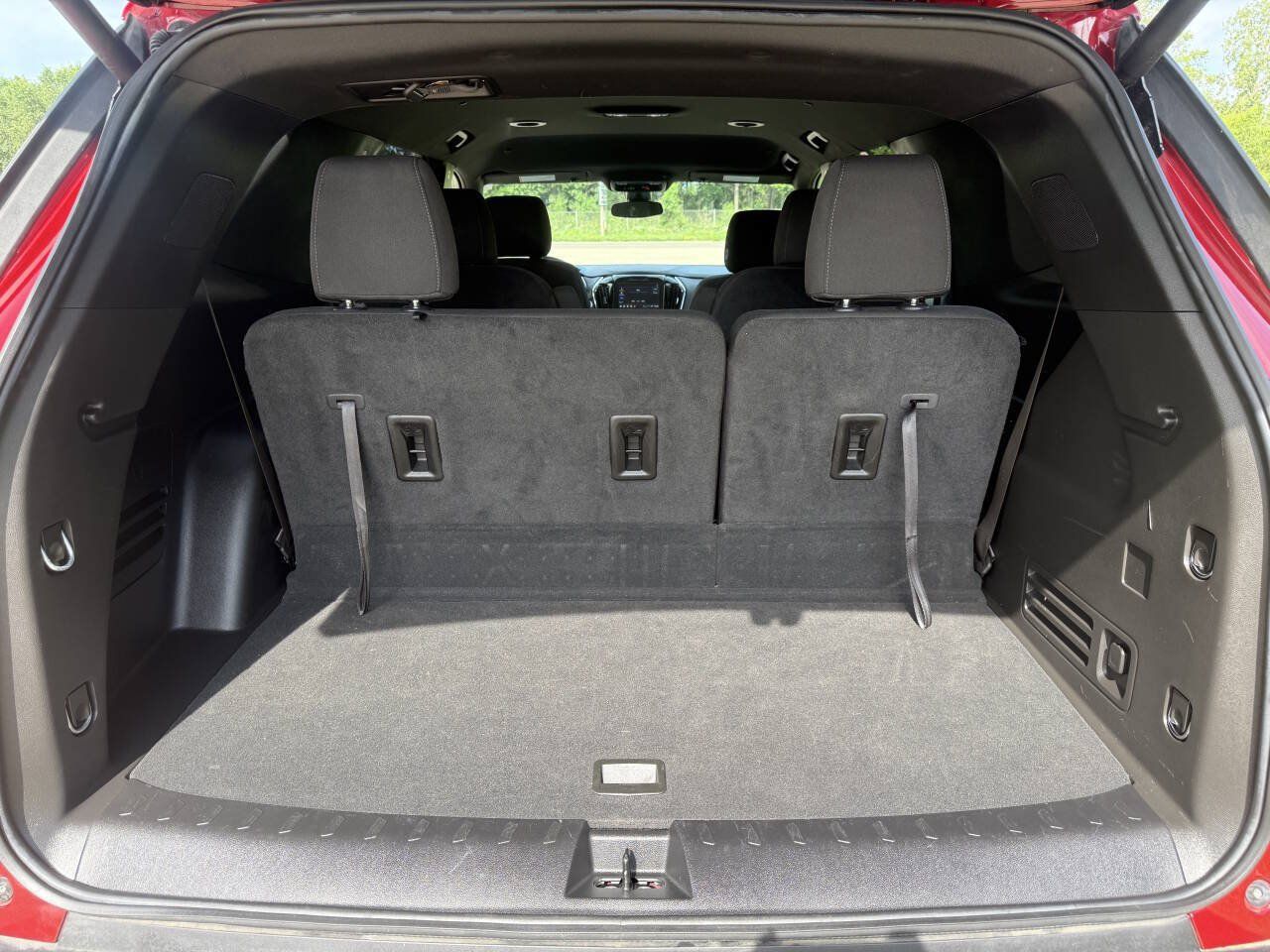 Used 2023 Chevrolet Traverse LT AWD/4WD image 11
