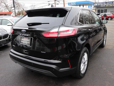 Used 2023 Ford Edge SEL image 5