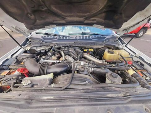 Used 2019 Ford F250 Platinum w/ Platinum Ultimate Package image 16