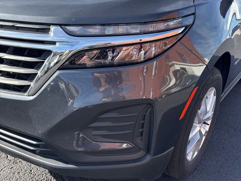 Certified 2022 Chevrolet Equinox LS image 9