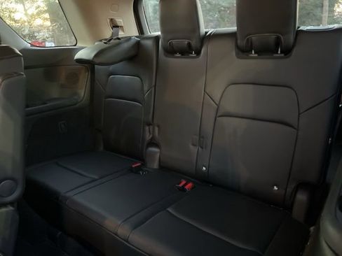 Certified 2023 Nissan Pathfinder SL w/ SL Premium Package image 10