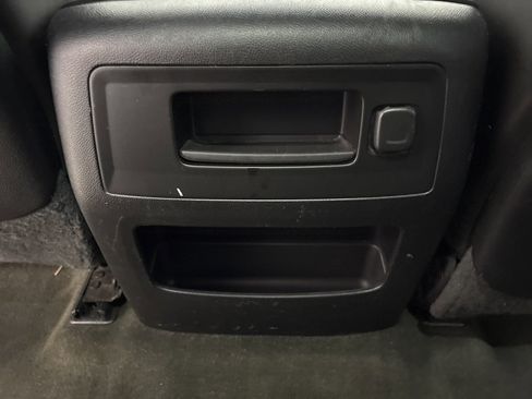 Used 2015 GMC Sierra 2500 Denali image 27