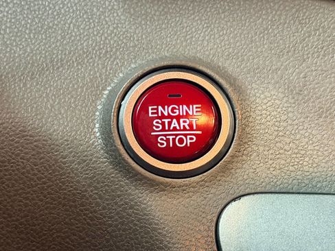 Used 2016 Honda Odyssey EX-L image 42