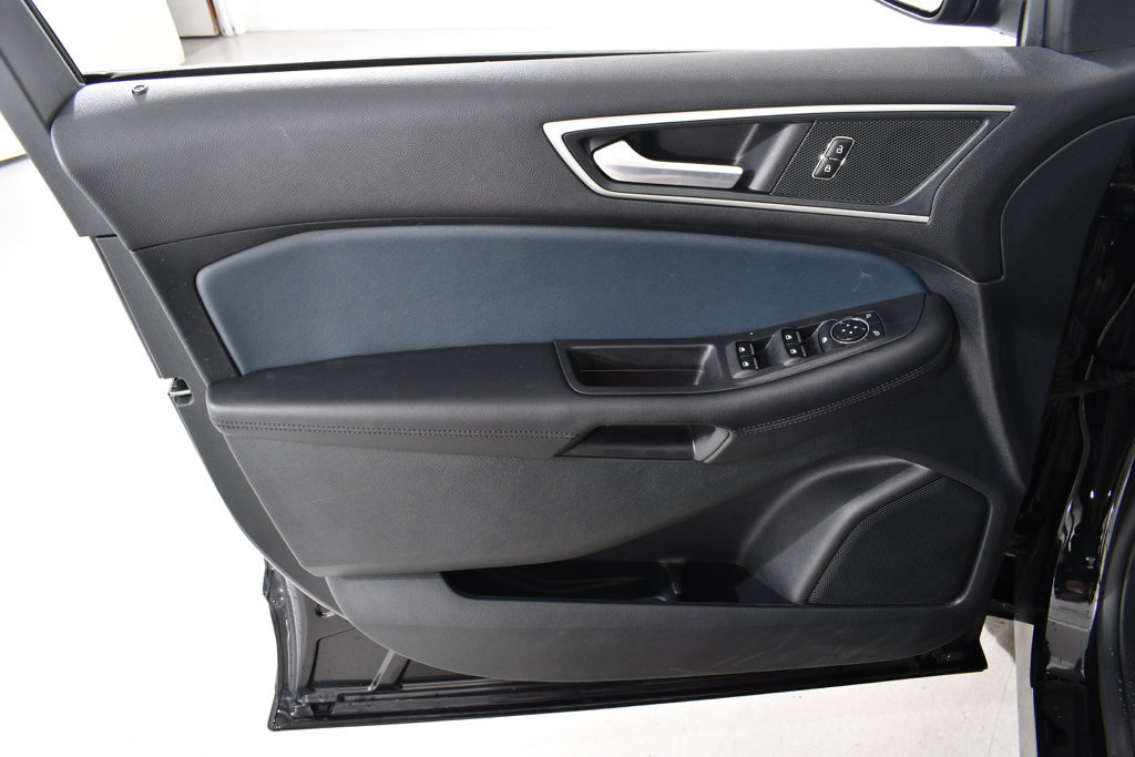 Used 2024 Ford Edge SEL w/ Sport Appearance Package AWD/4WD image 25