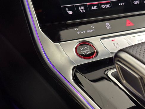 Certified 2024 Audi RS 6 performance AWD/4WD image 23