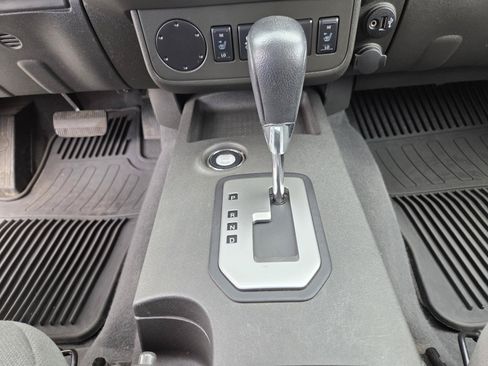 Used 2020 Nissan Frontier SV RWD image 26