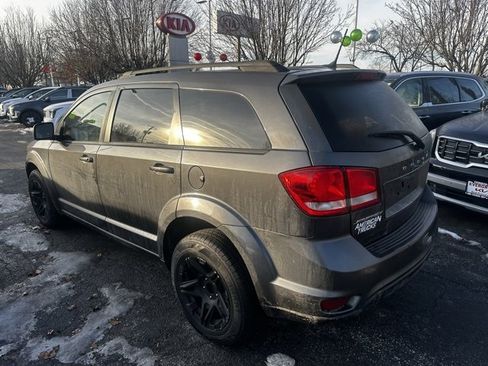 Used 2014 Dodge Journey SXT w/ Flexible Seating Group image 6