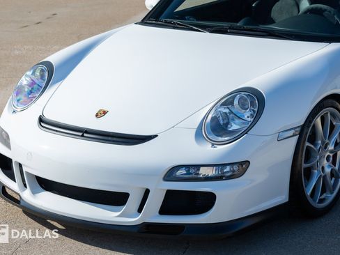 Used 2007 Porsche 911 GT3 RWD image 6