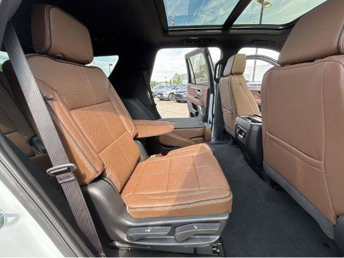 New 2026 Chevrolet Tahoe High Country AWD/4WD image 7