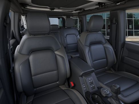 New 2026 Ford Bronco Outer Banks AWD/4WD image 10