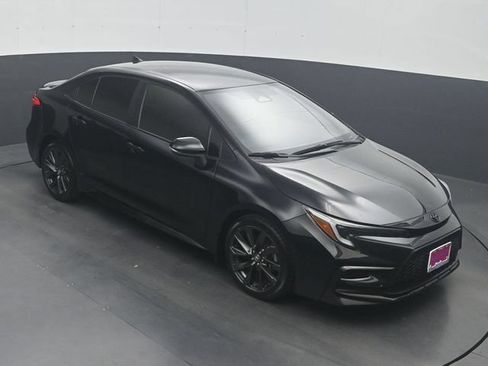 Used 2024 Toyota Corolla SE FWD image 19