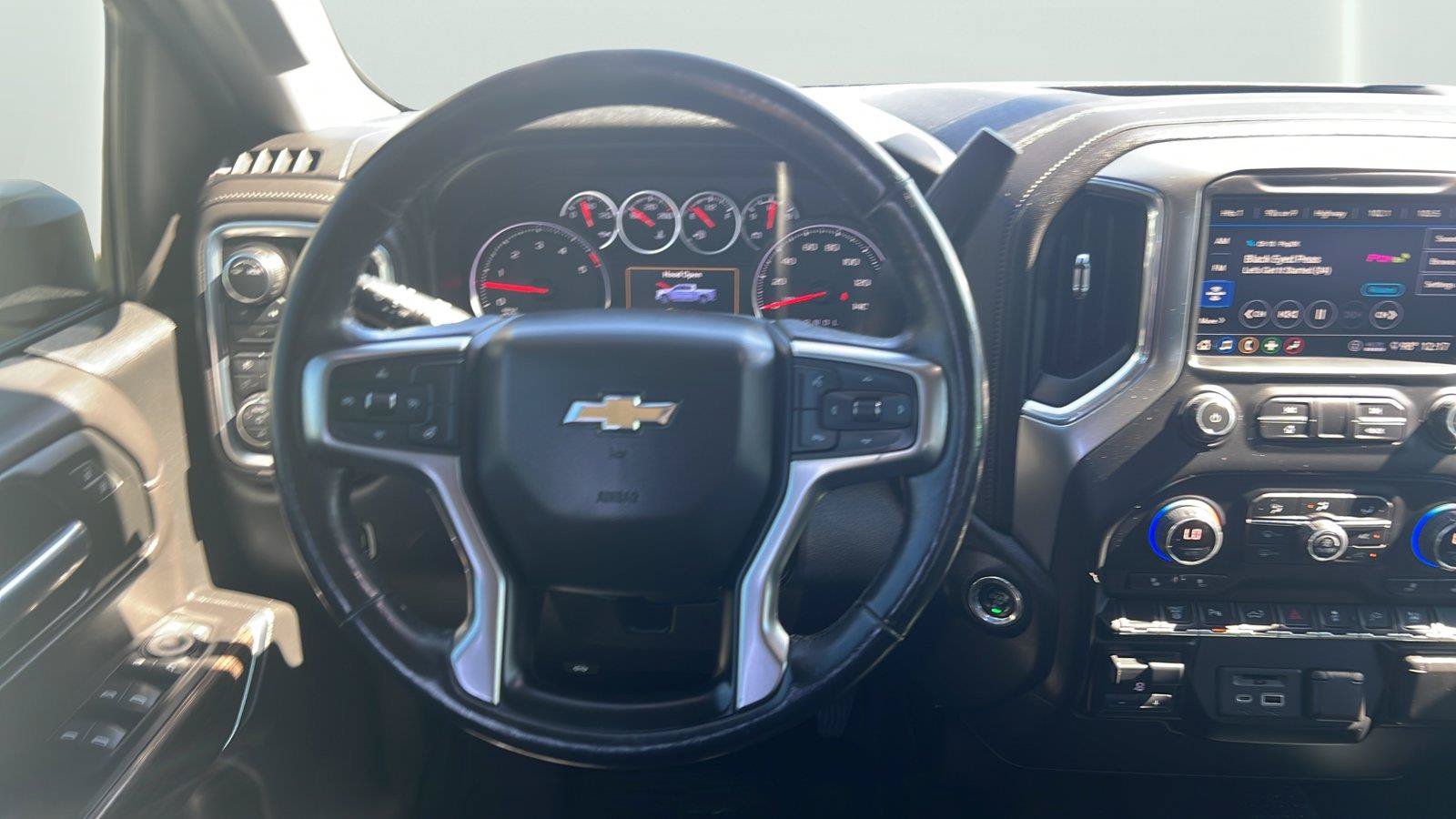 Used 2020 Chevrolet Silverado 2500 LT w/ All Star Edition AWD/4WD image 12