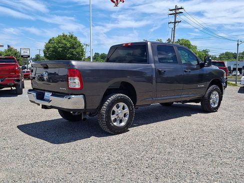 Used 2023 RAM 2500 Big Horn AWD/4WD image 9