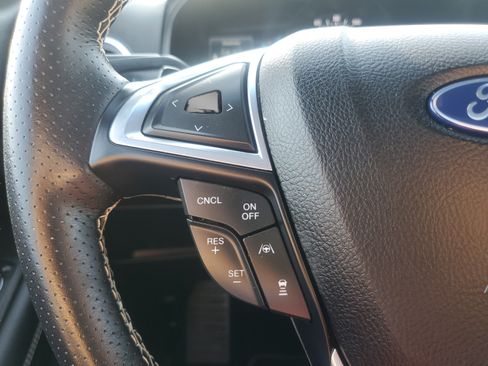 Used 2022 Ford Edge ST w/ Equipment Group 401A AWD/4WD image 21
