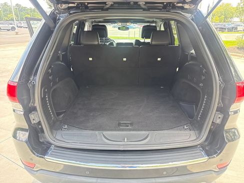 Used 2020 Jeep Grand Cherokee Limited w/ Premium Lighting Group RWD image 32