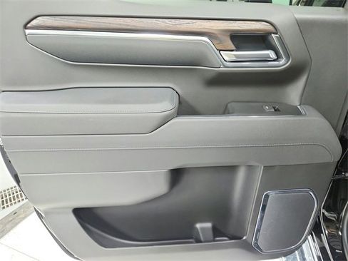 New 2026 GMC Sierra 1500 SLT w/ SLT Premium Plus Package image 47