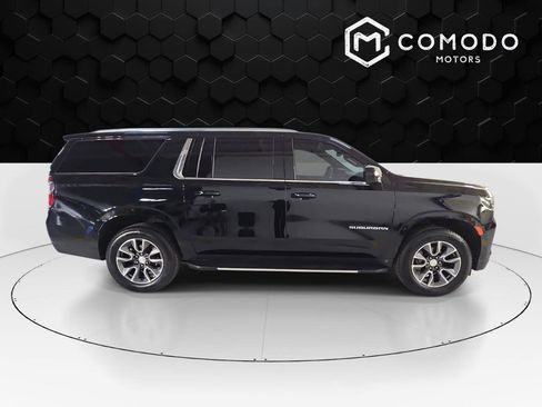 Used 2023 Chevrolet Suburban LS w/ Driver Alert Package AWD/4WD image 4