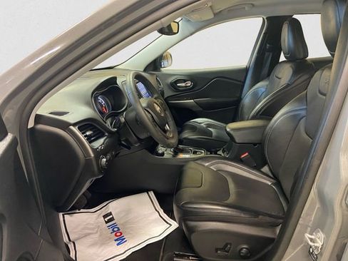 Certified 2022 Jeep Cherokee Latitude Lux image 11