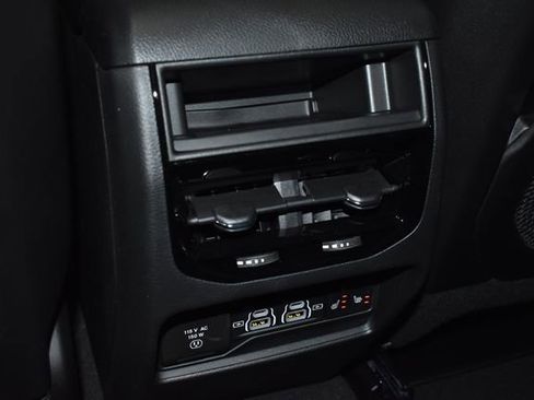 New 2025 Jeep Grand Cherokee Limited image 25