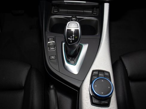 Used 2017 BMW M240i Convertible w/ Driving Assistance Package image 22