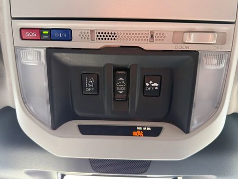 Certified 2023 Subaru Forester Premium image 53