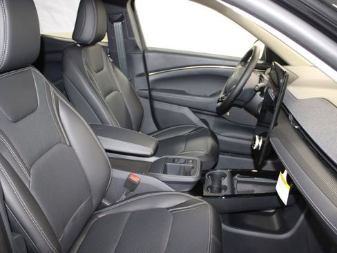 New 2025 Ford Mustang Mach-E Premium image 26