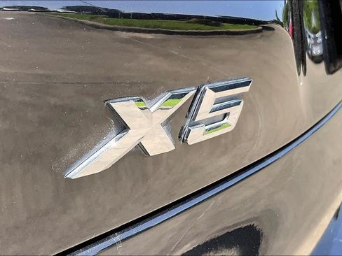 Used 2021 BMW X5 sDrive40i w/ M Sport Package RWD image 29
