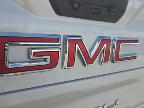 Used 2024 GMC Sierra 2500 Denali w/ Denali Reserve Package AWD/4WD image 29