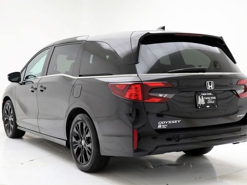 Used 2025 Honda Odyssey Sport-L image 6