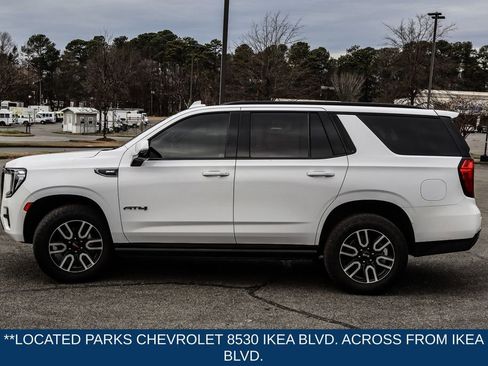 Used 2023 GMC Yukon AT4 w/ Technology Package image 4