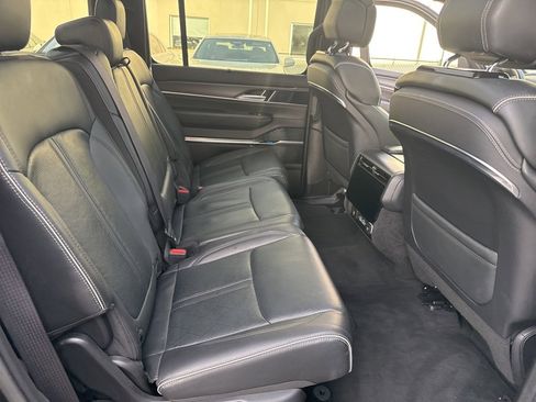 Used 2024 Jeep Grand Wagoneer L Series II w/ Quick Order Packagew 28T image 32