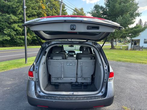 Used 2014 Honda Odyssey Touring image 14