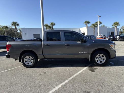 Used 2021 Nissan Titan S w/ S Utility Package image 2