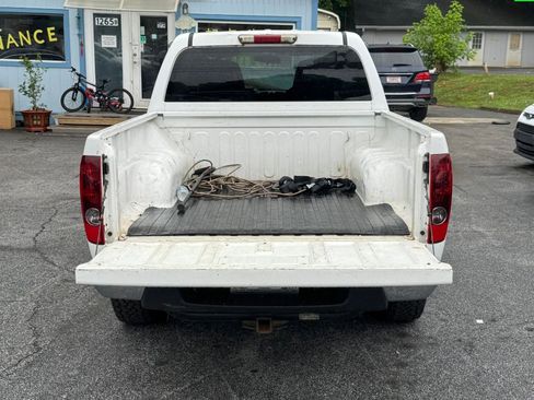 Used 2005 GMC Canyon SLE RWD image 3