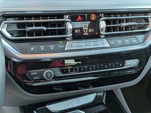 Used 2023 BMW X3 xDrive30i w/ Premium Package image 22