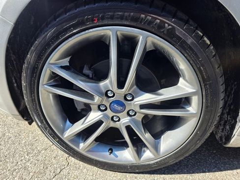 Used 2016 Ford Fusion Titanium image 9