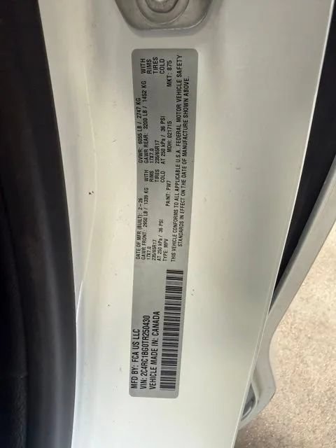 Used 2026 Chrysler Pacifica Select FWD image 27