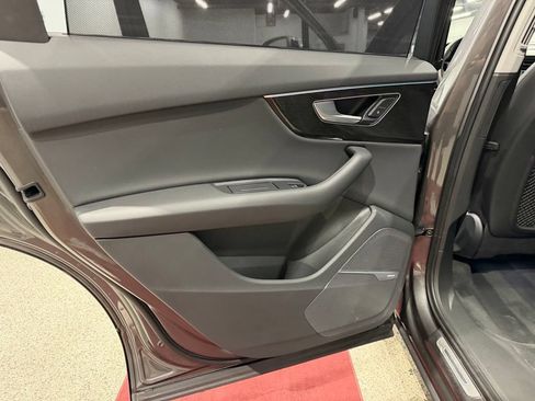 Used 2020 Audi Q7 3.0T Prestige w/ Prestige Package AWD/4WD image 23