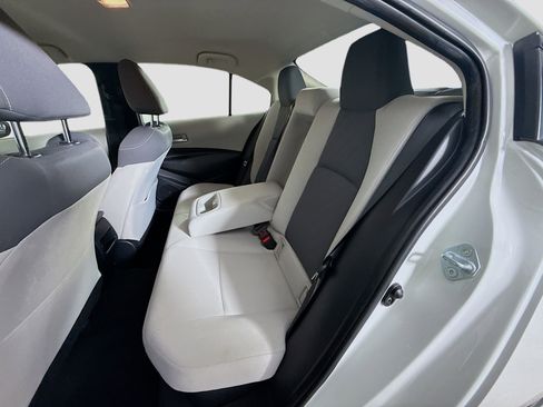 Used 2020 Toyota Corolla LE image 25