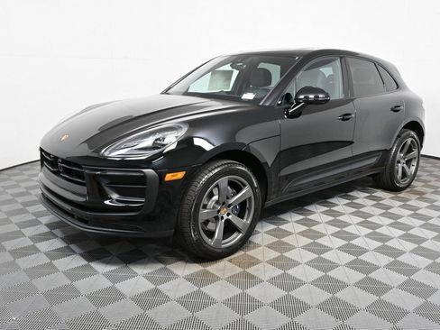 Certified 2026 Porsche Macan image 1