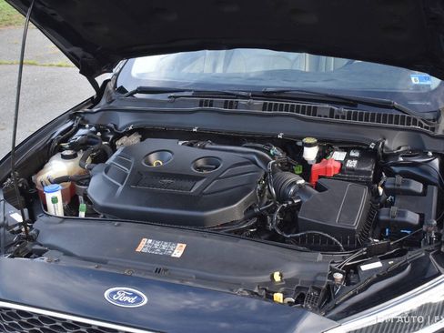 Used 2017 Ford Fusion Platinum FWD image 32