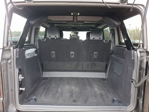 Used 2024 Ford Bronco Wildtrak image 31