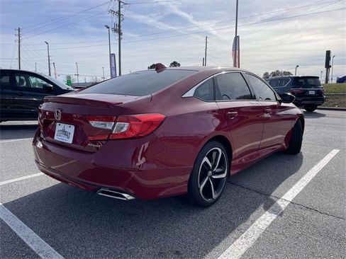 Used 2019 Honda Accord Sport image 3